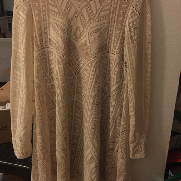 BCBGMaxAzria Natyly Long Sleeve Geometric Lace Swing Midi Dress in Cream/Tan, XS - Picture 2 of 9
